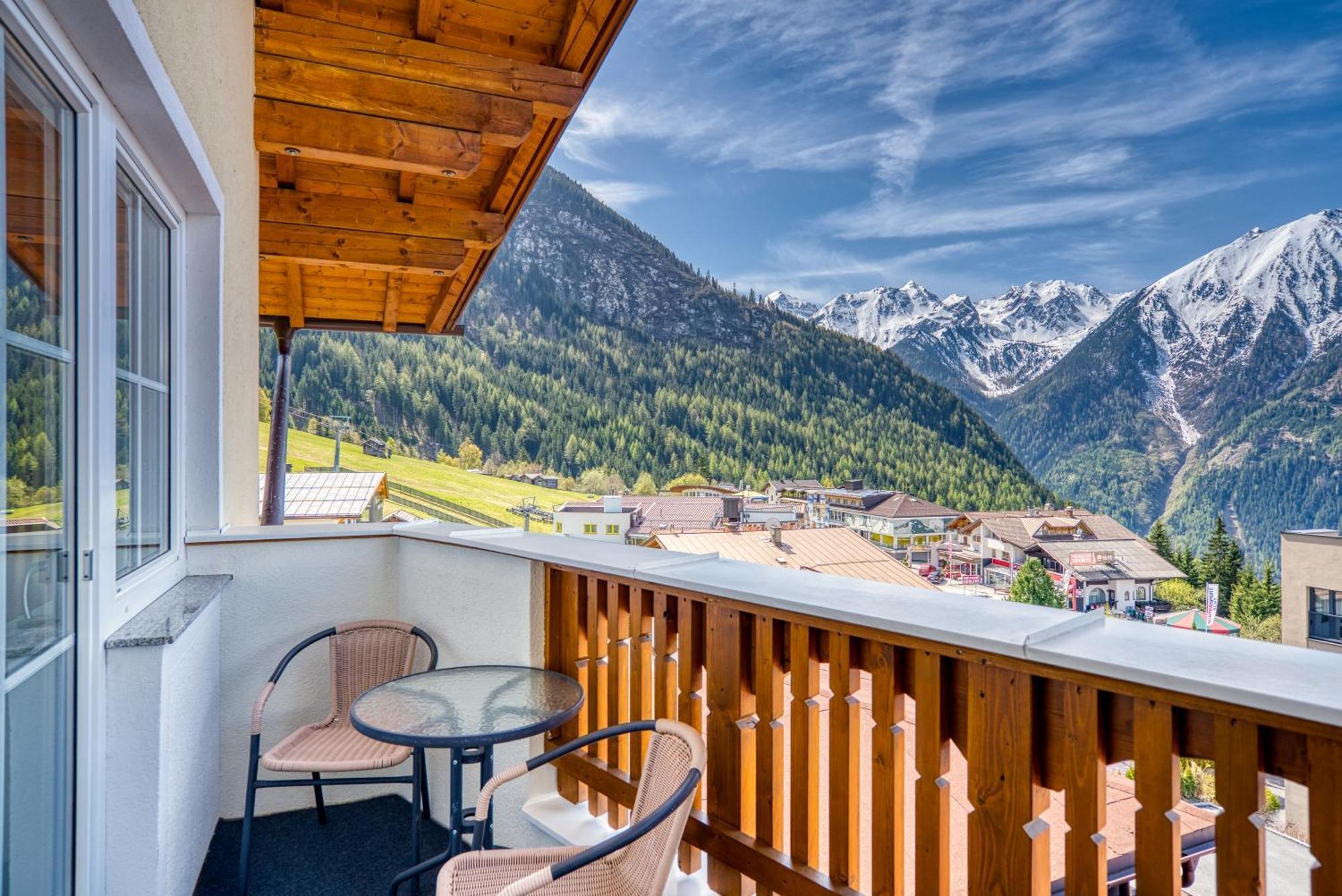 Hotel Alpen-Royal Jerzens Ngoại thất bức ảnh