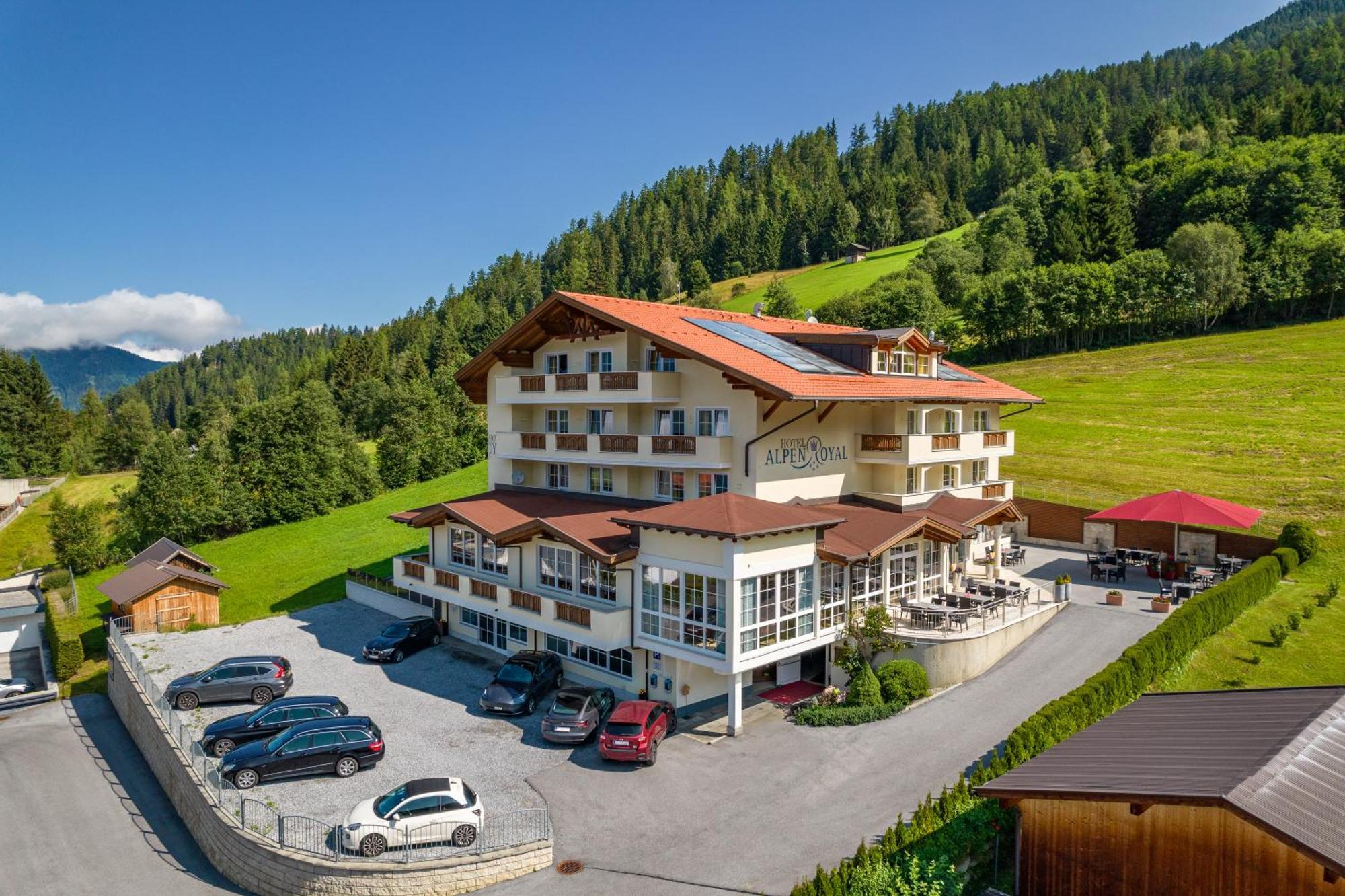 Hotel Alpen-Royal Jerzens Ngoại thất bức ảnh