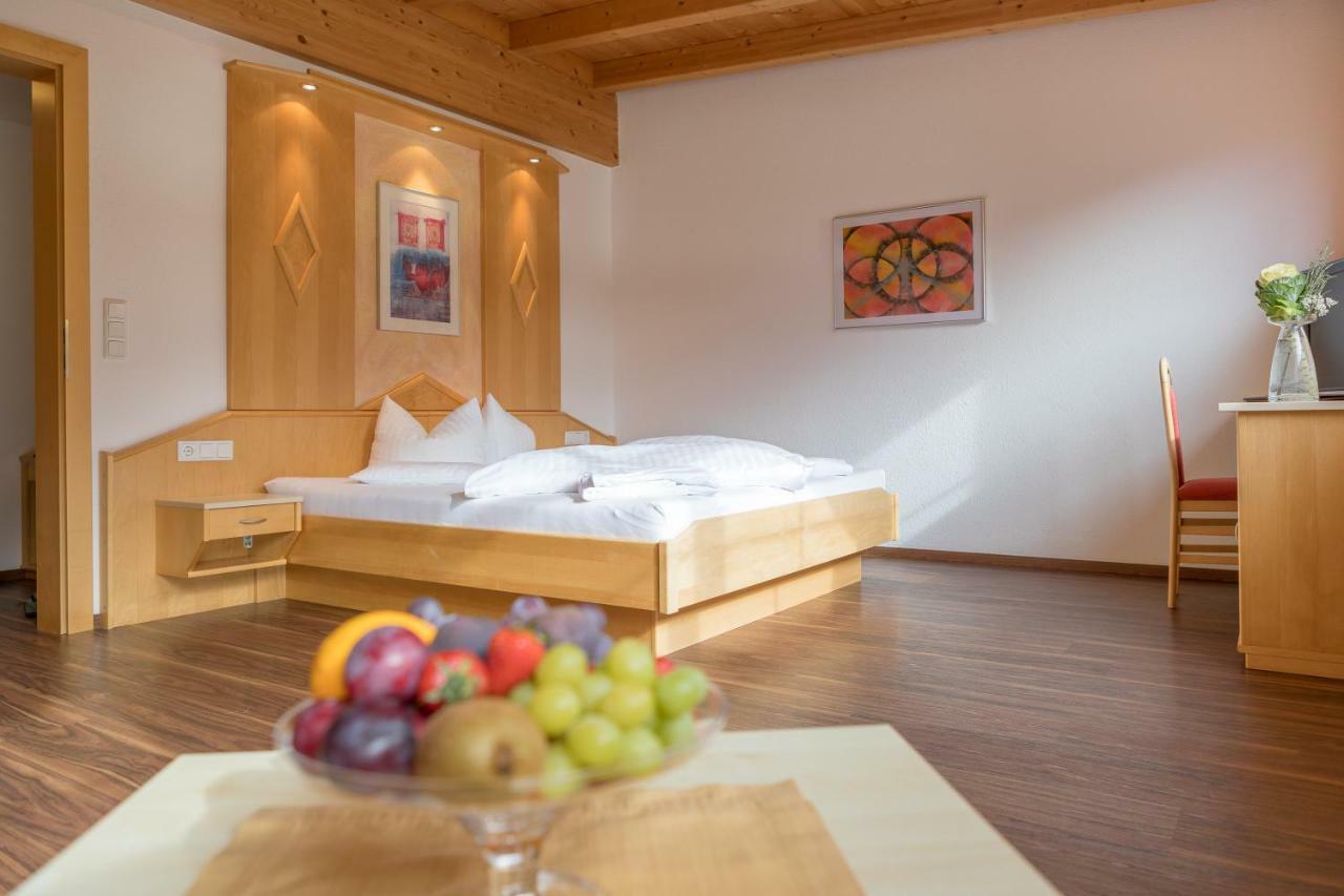 Hotel Alpen-Royal Jerzens Ngoại thất bức ảnh