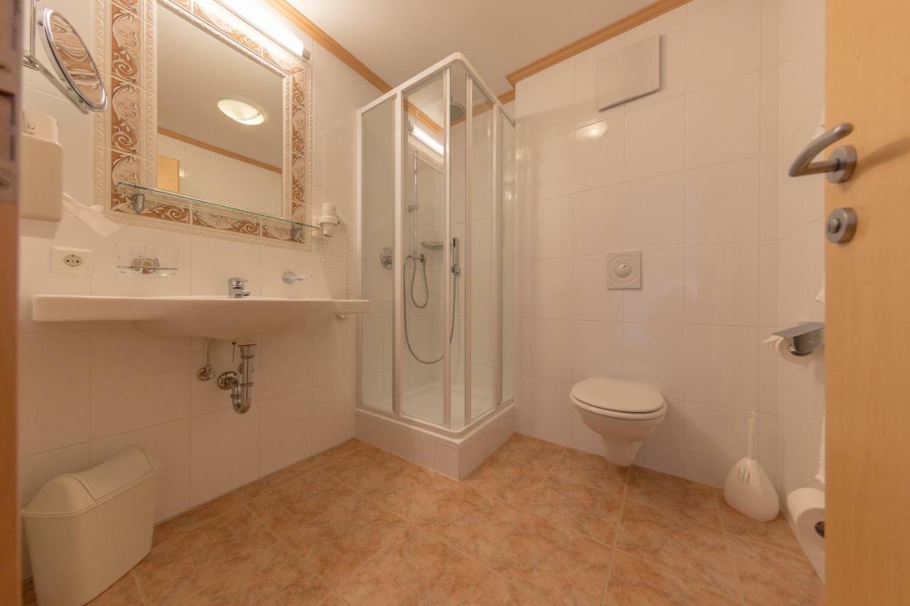 Hotel Alpen-Royal Jerzens Ngoại thất bức ảnh